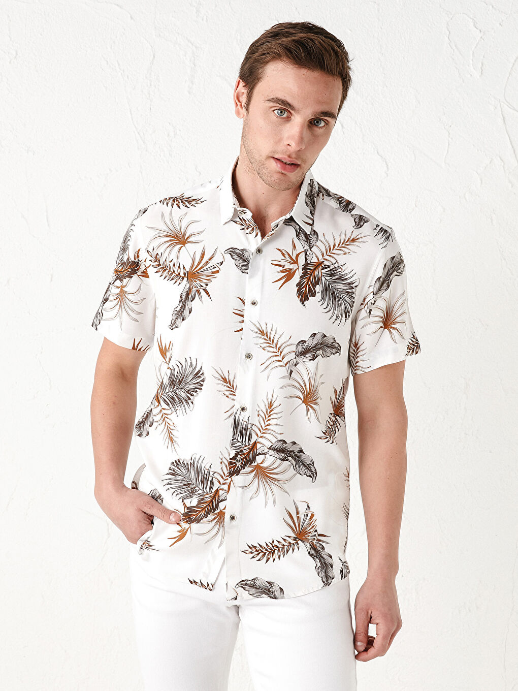 Slim Fit Short Sleeve Patterned Viscose Men's Shirt-1