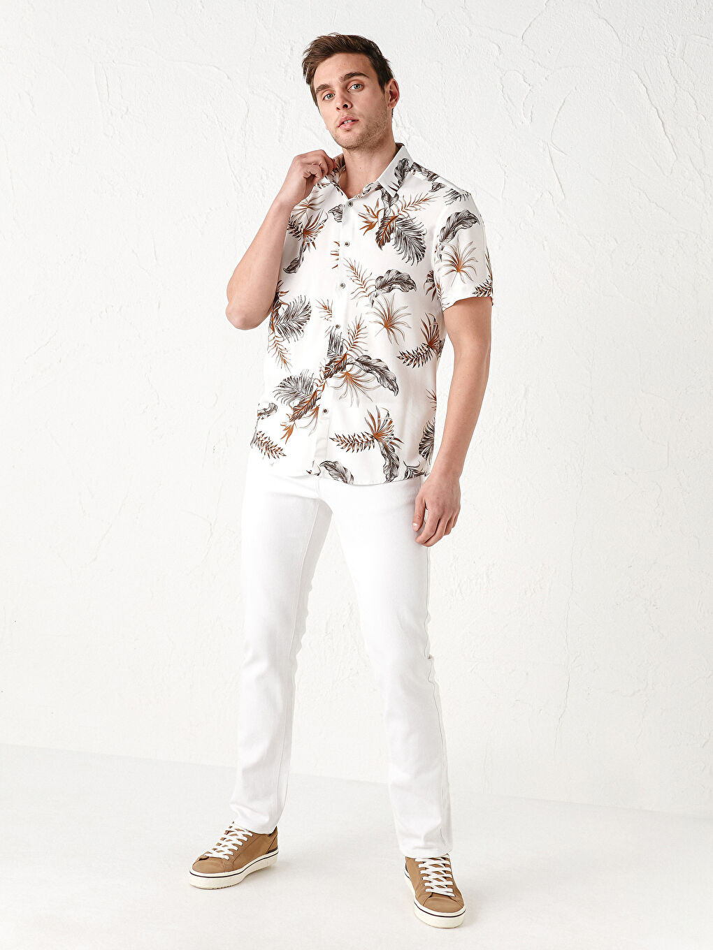 Slim Fit Short Sleeve Patterned Viscose Men's Shirt-3