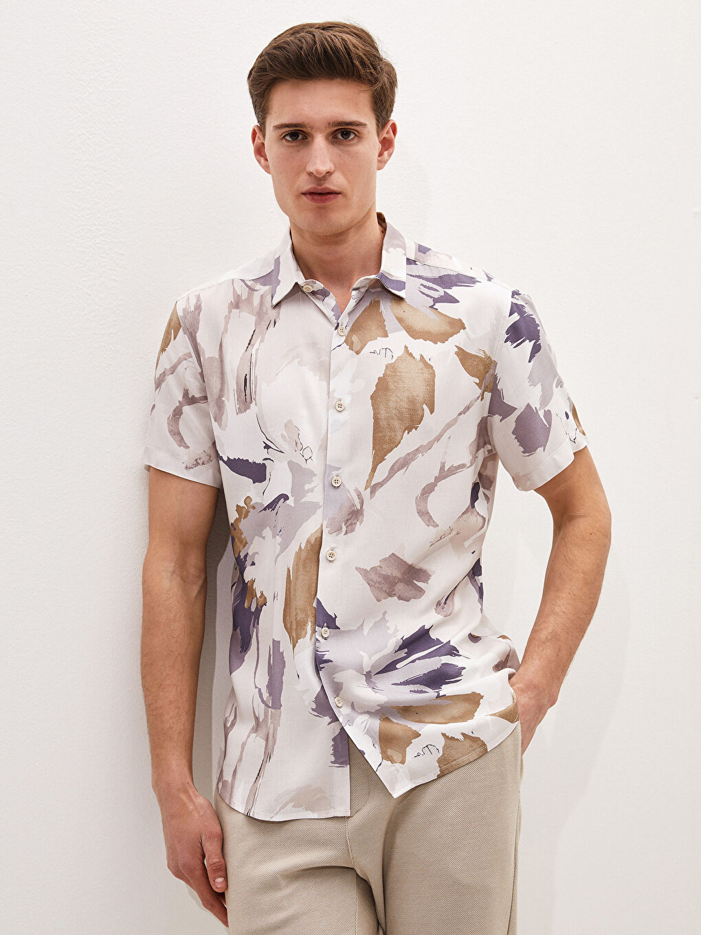 Bej Slim Fit Kısa Kollu Desenli Viskon Erkek Gömlek