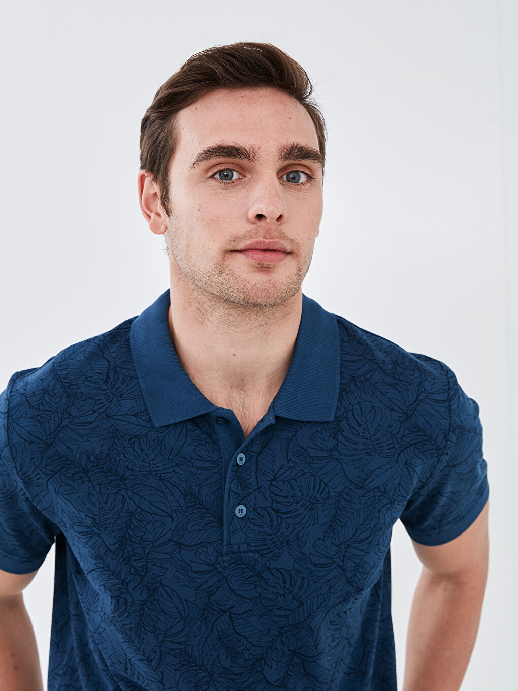 Polo Neck Short Sleeve Men's T-Shirt-2