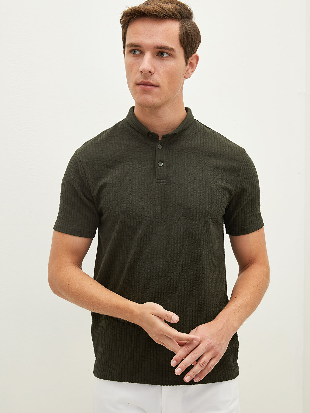 Haki Polo Yaka Kısa Kollu Erkek Tişört-2