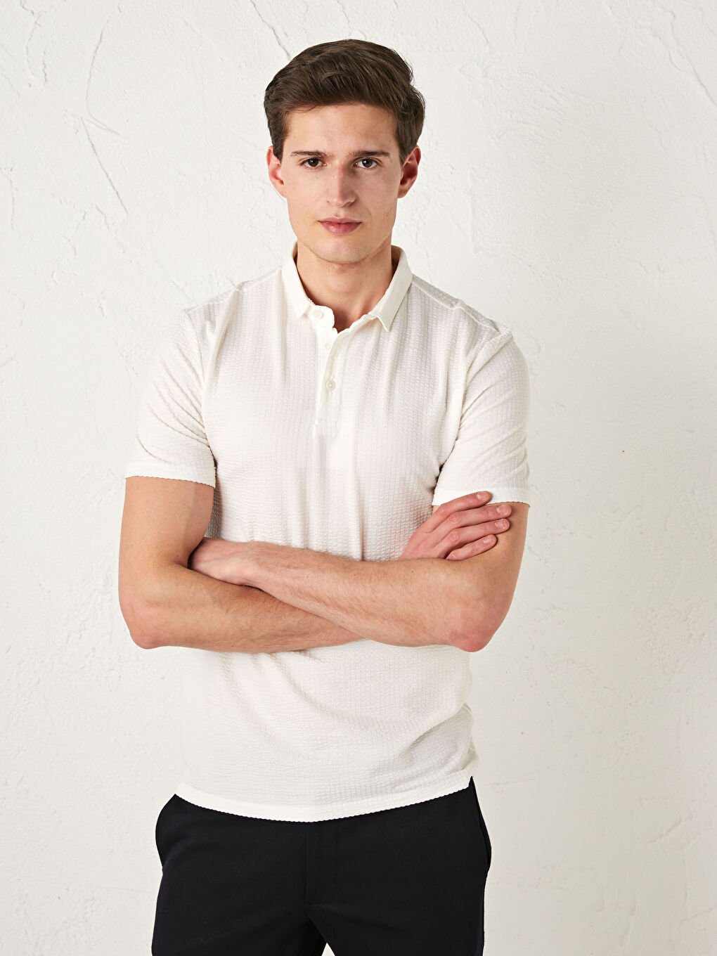 Beyaz Polo Yaka Kısa Kollu Erkek Tişört-1