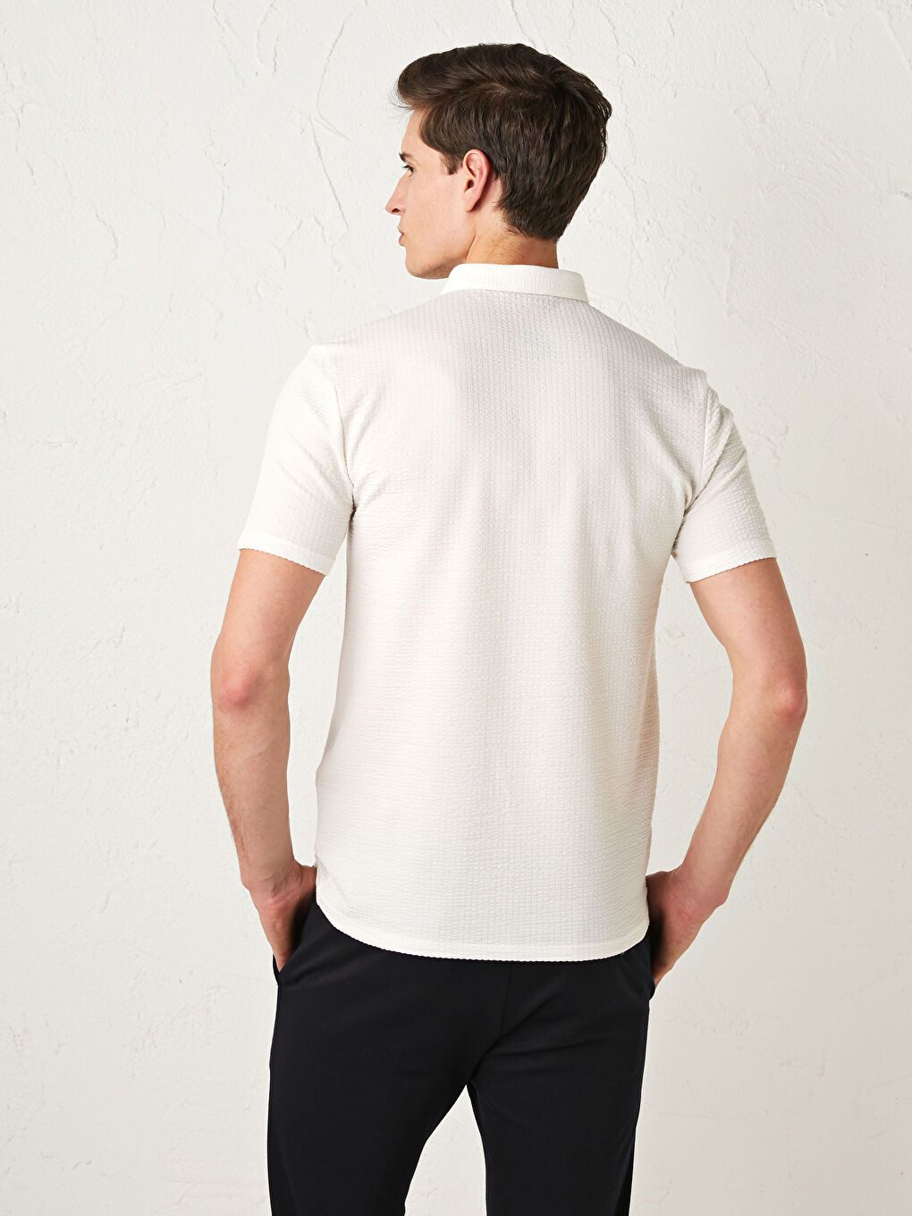 Beyaz Polo Yaka Kısa Kollu Erkek Tişört-4