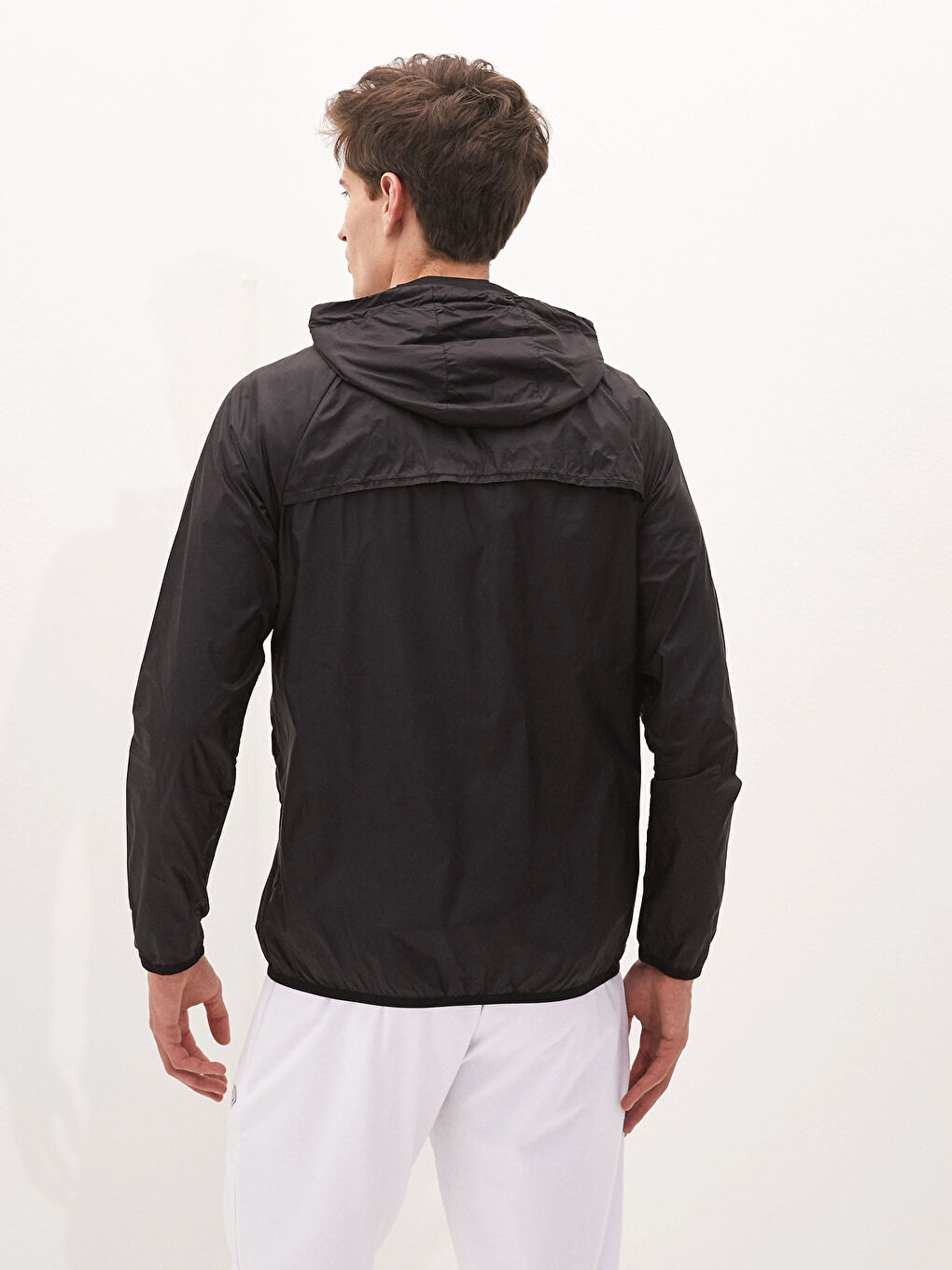 Siyah Standart Kalıp Kapüşonlu Erkek Aktif Spor Hırka-4