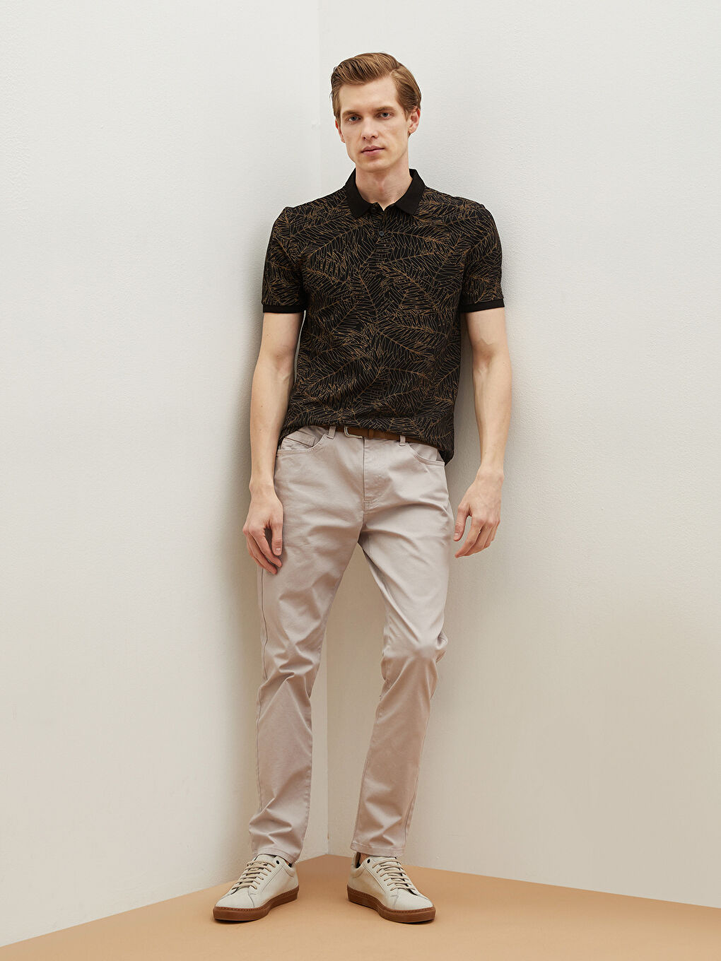 Siyah Desenli Polo Yaka Kısa Kollu Pike Erkek Tişört-3