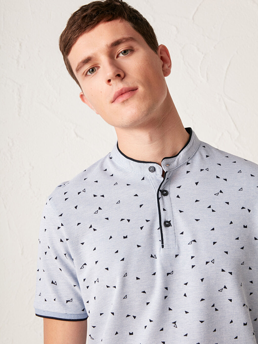 Lacivert Baskılı Hakim Yaka Kısa Kollu Tişört-3