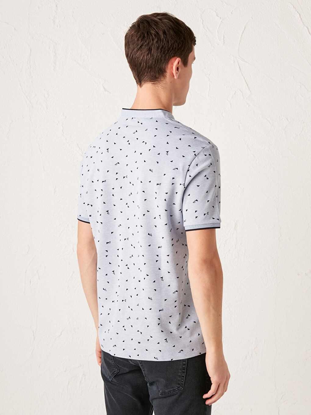 Lacivert Baskılı Hakim Yaka Kısa Kollu Tişört-5