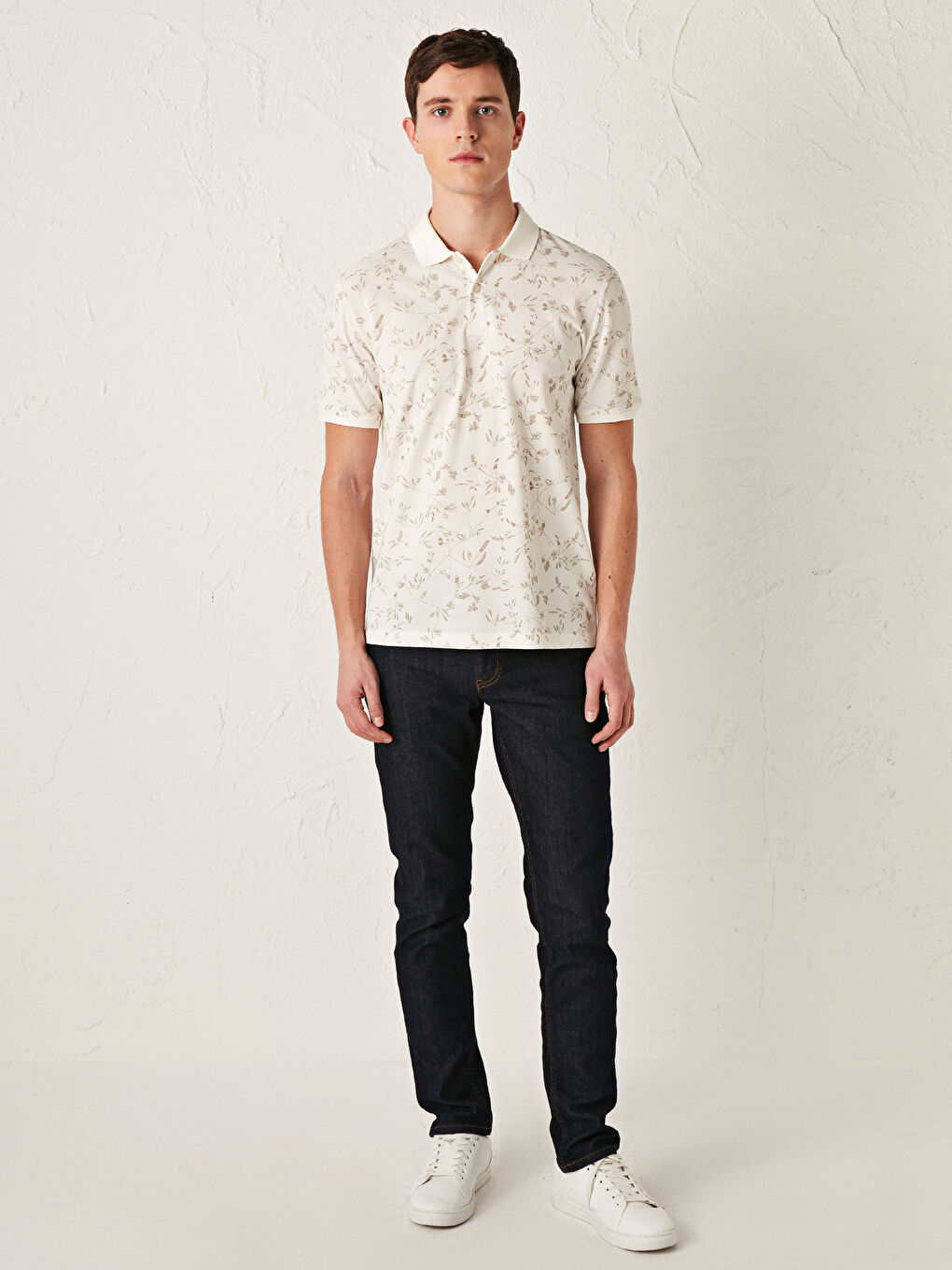 Bej Desenli Polo Yaka Kısa Kollu Pike Erkek Tişört-3