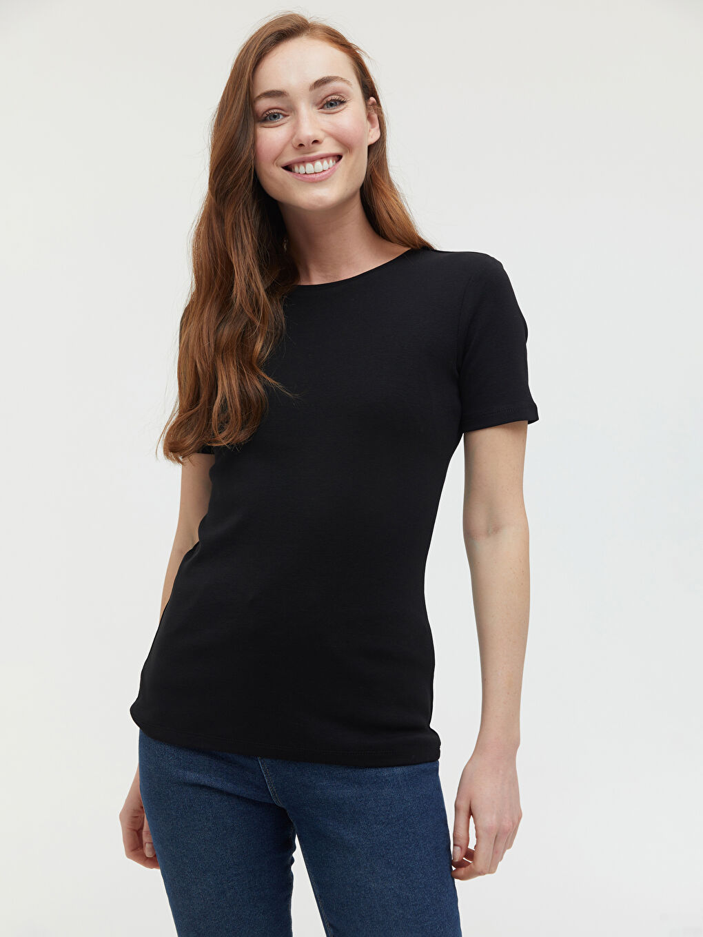 Siyah Bisiklet Yaka Basic Tişört-4