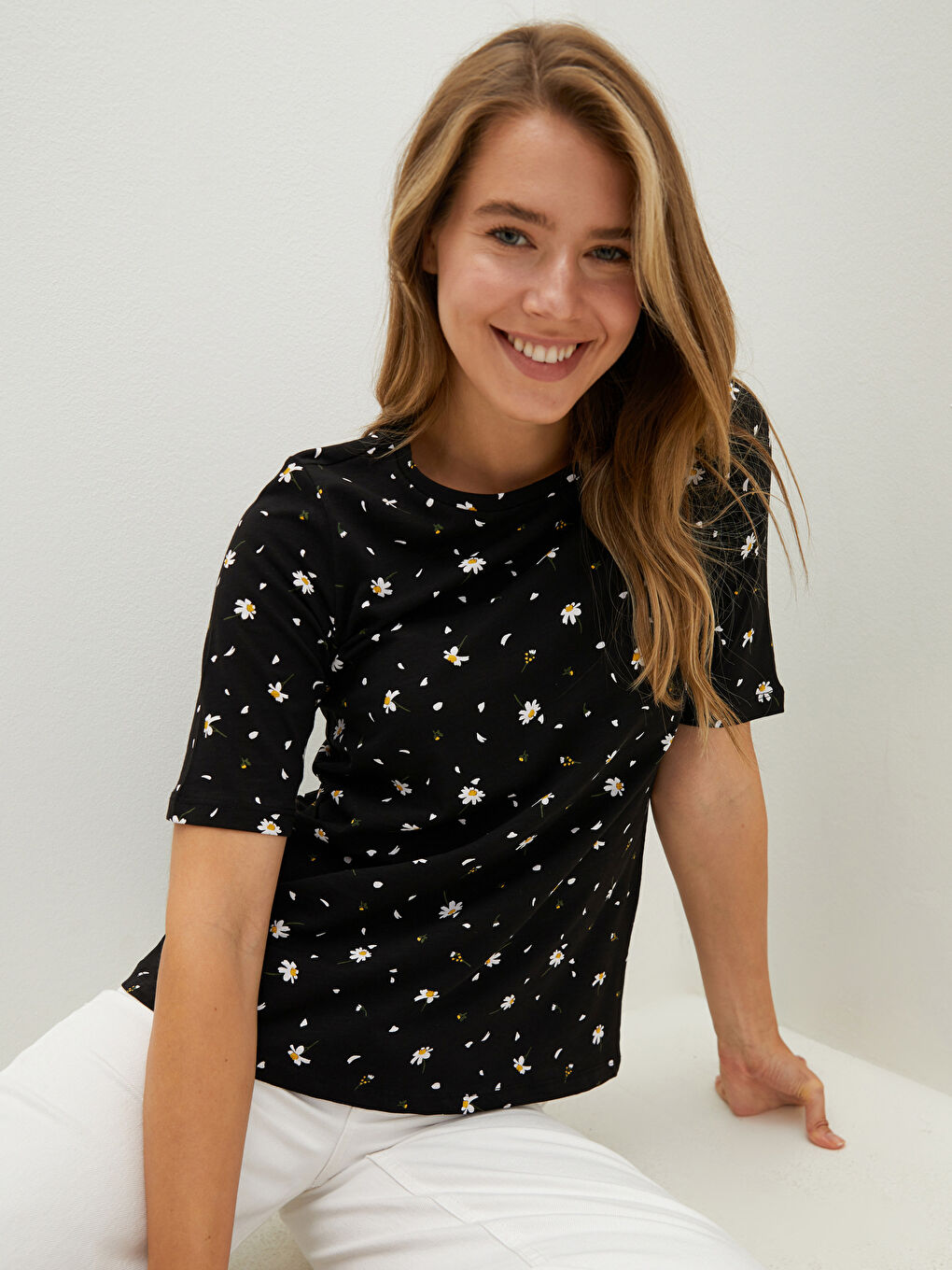 Crew Neck Printed Short Sleeve Women's Cotton T-Shirt