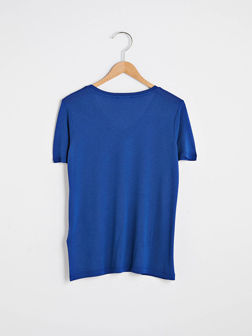 Mavi V Yaka Kısa Kollu Basic Tişört-6