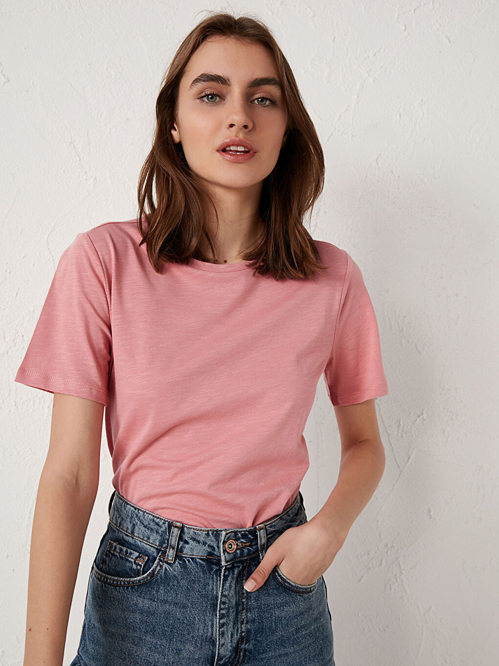 Majica od pamuka s okruglim izrezom i kratkim rukavima