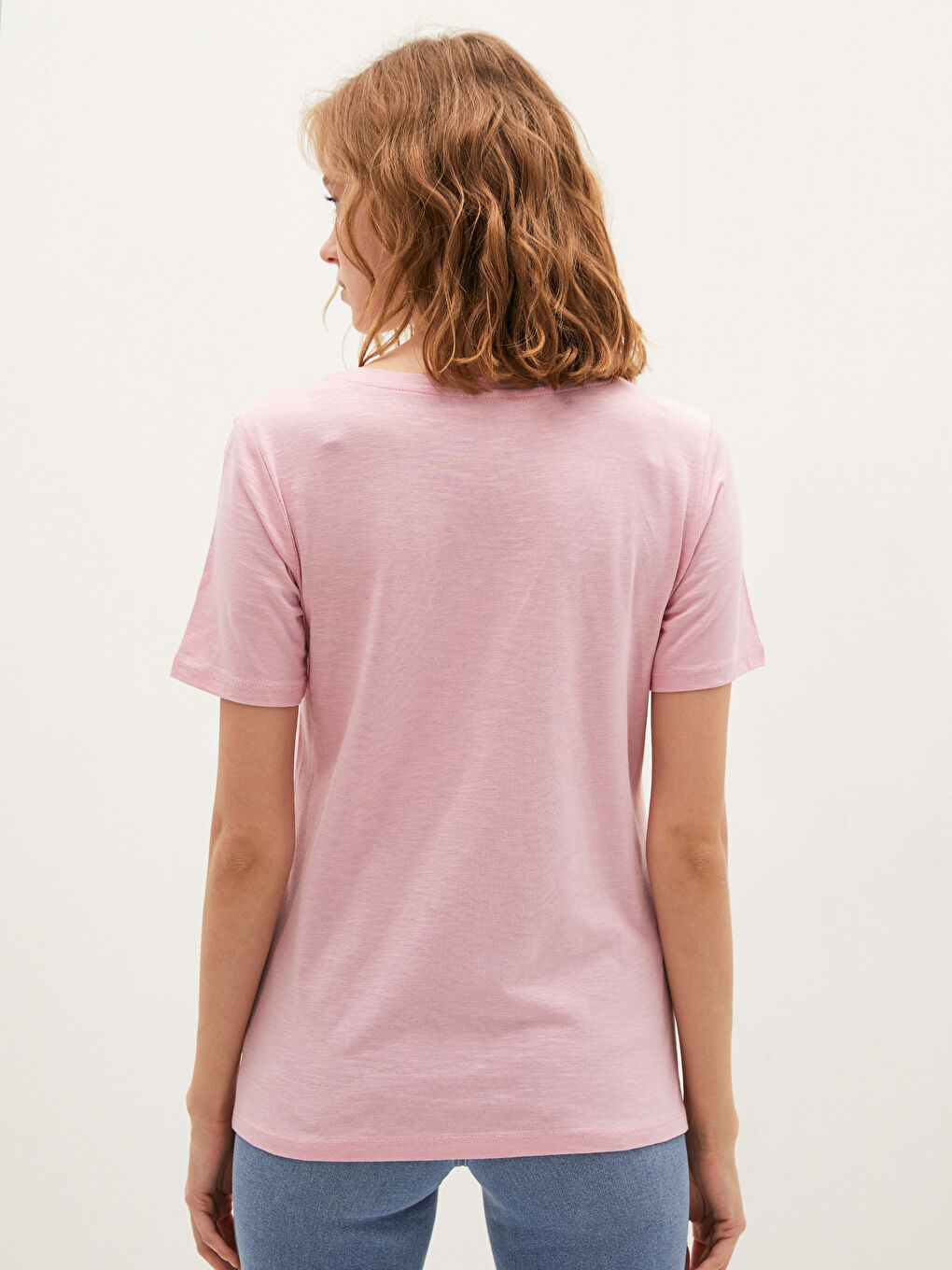 Pembe V Yaka Düz Kısa Kollu Pamuklu Kadın  Tişört-3