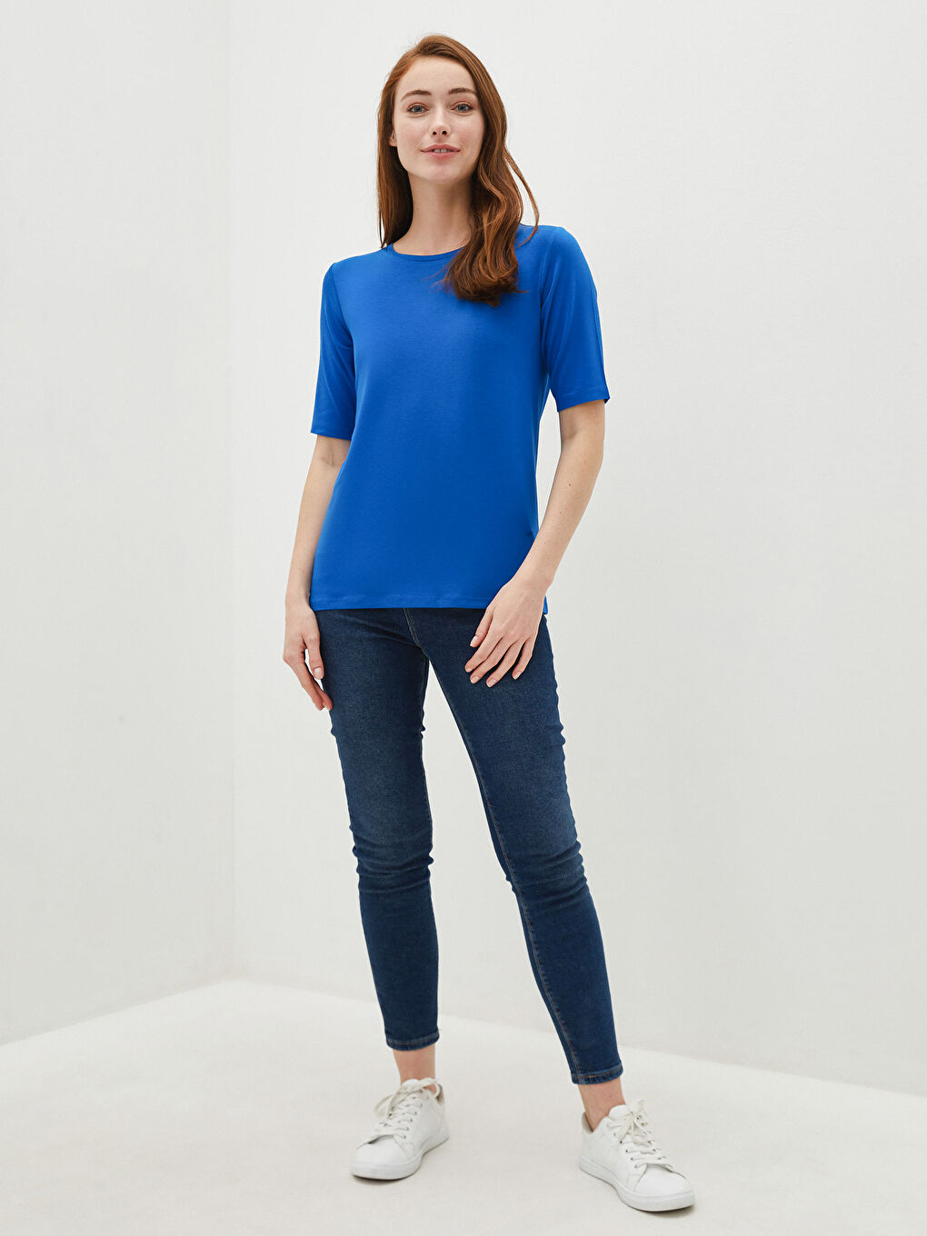 تي شيرت كم قصير عادي ياقة دائرية للسيدات-2