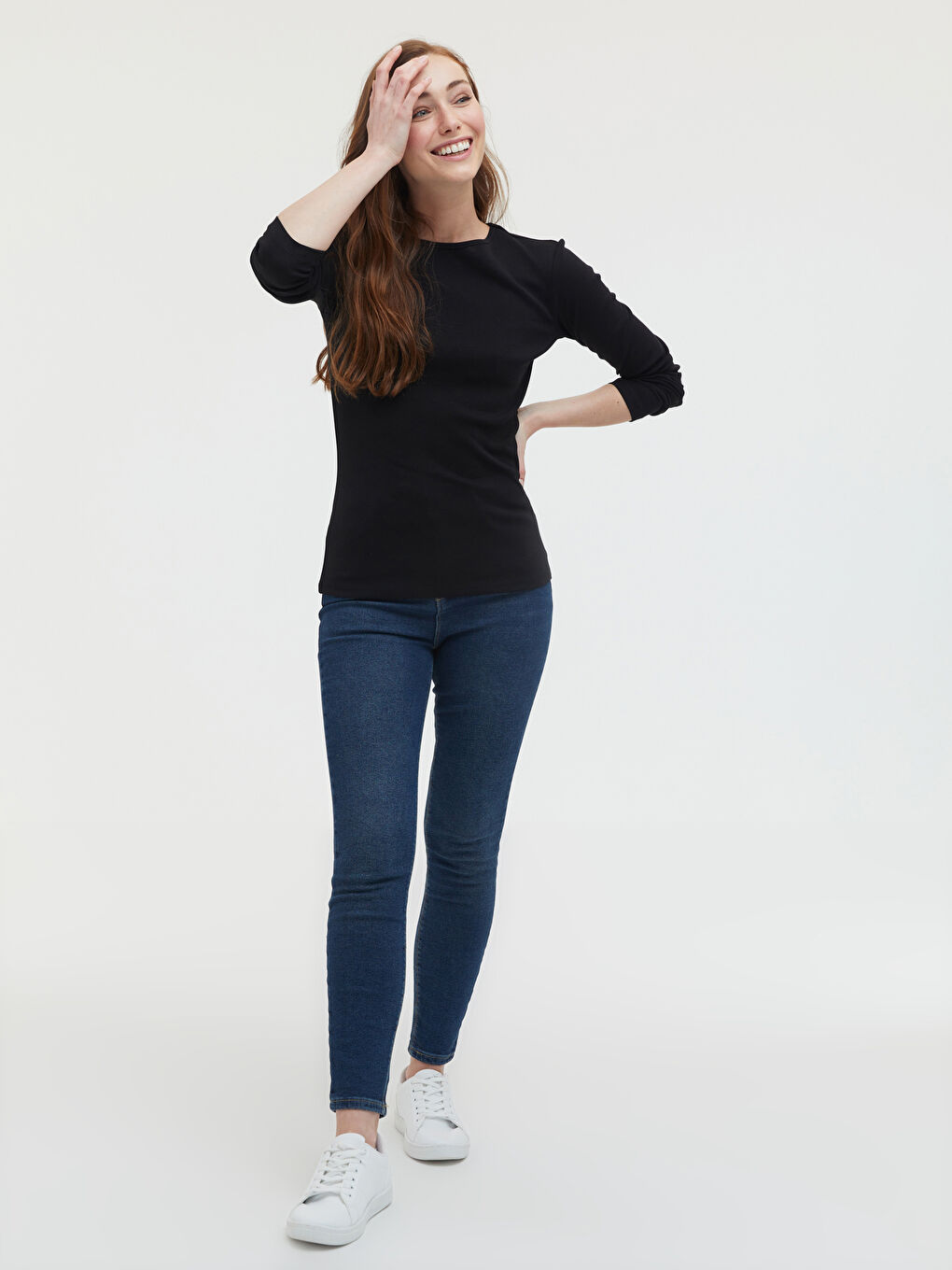 Siyah Bisiklet Yaka Uzun Kollu Tişört-2