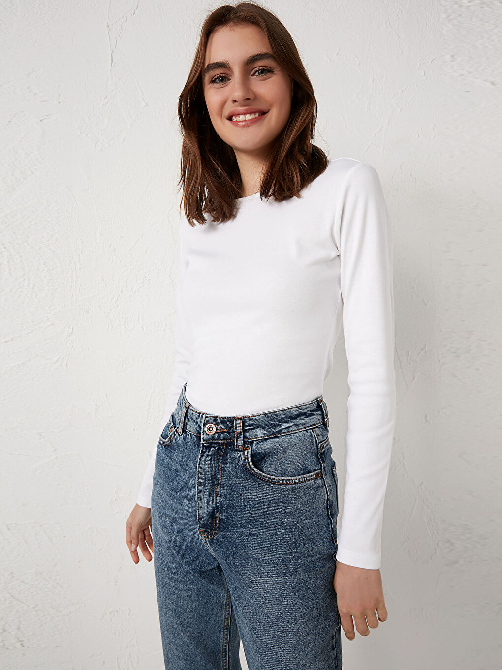 Crew Neck Long Sleeve T-Shirt-2