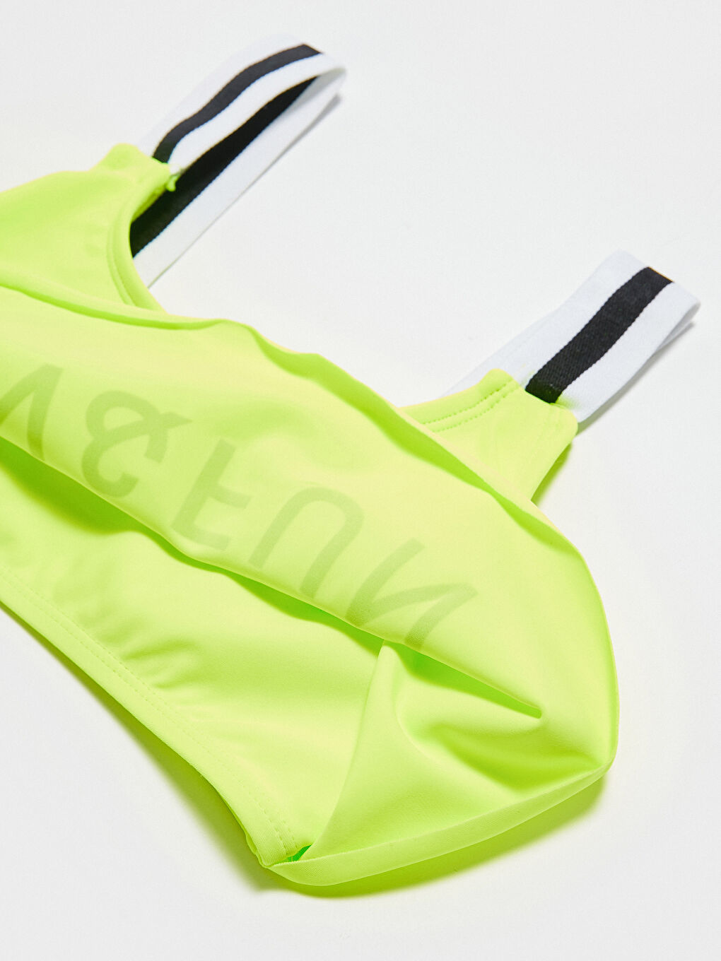 Sarı Esnek Kumaş Yazı Baskılı Kız Çocuk Bikini-4