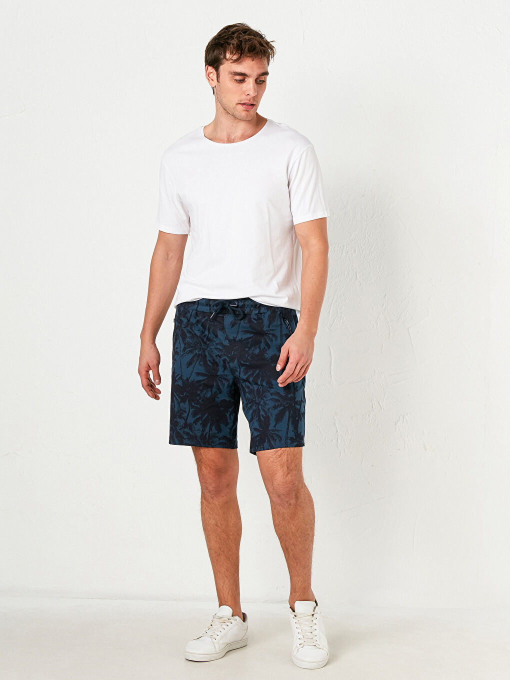 Standard Fit Bermuda Men's Shorts
