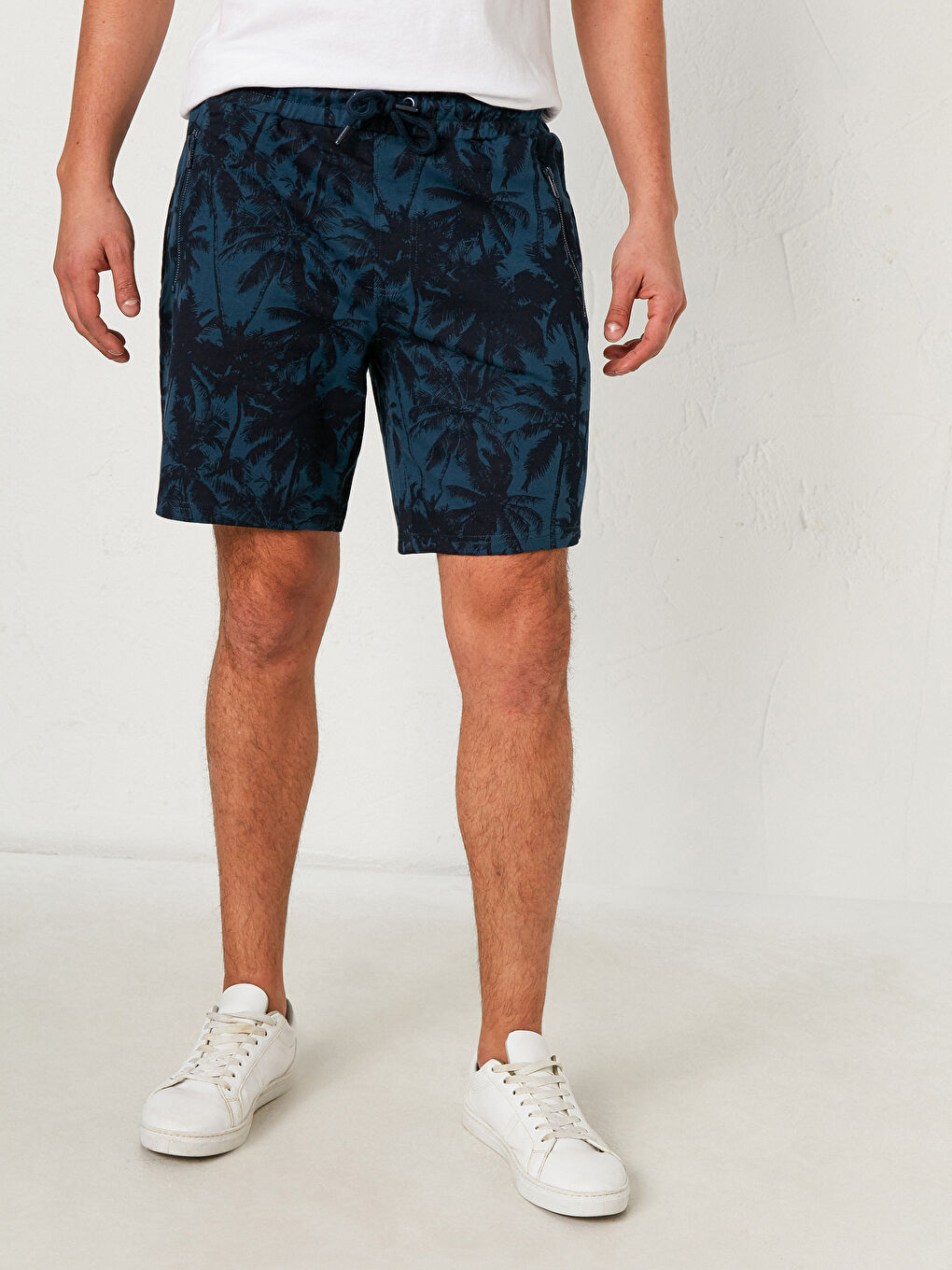 Standard Fit Bermuda Men's Shorts-1
