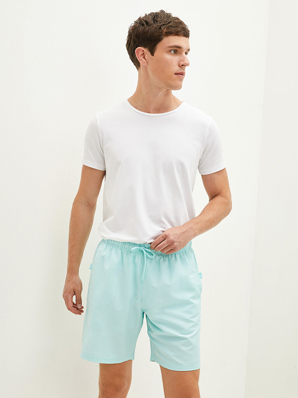 Turkuaz Diz Hizası Boy Basic Erkek Deniz Şortu-1