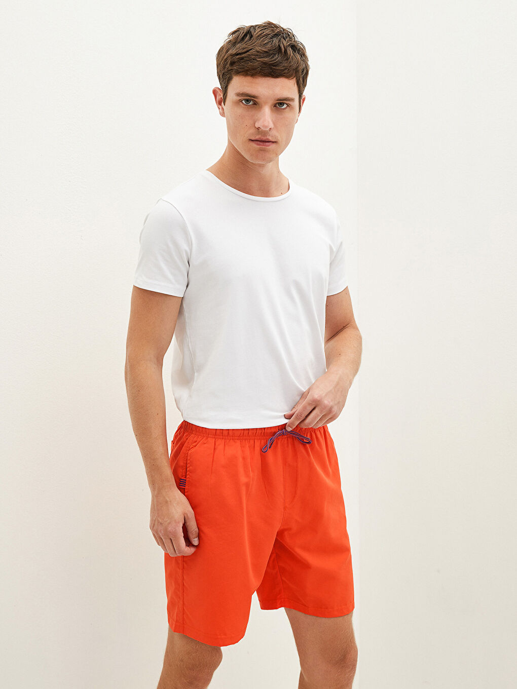 Turuncu Diz Hizası Boy Basic Erkek Deniz Şortu