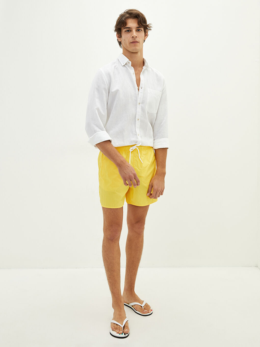 Sarı Kısa Boy Basic Erkek Deniz Şortu-2