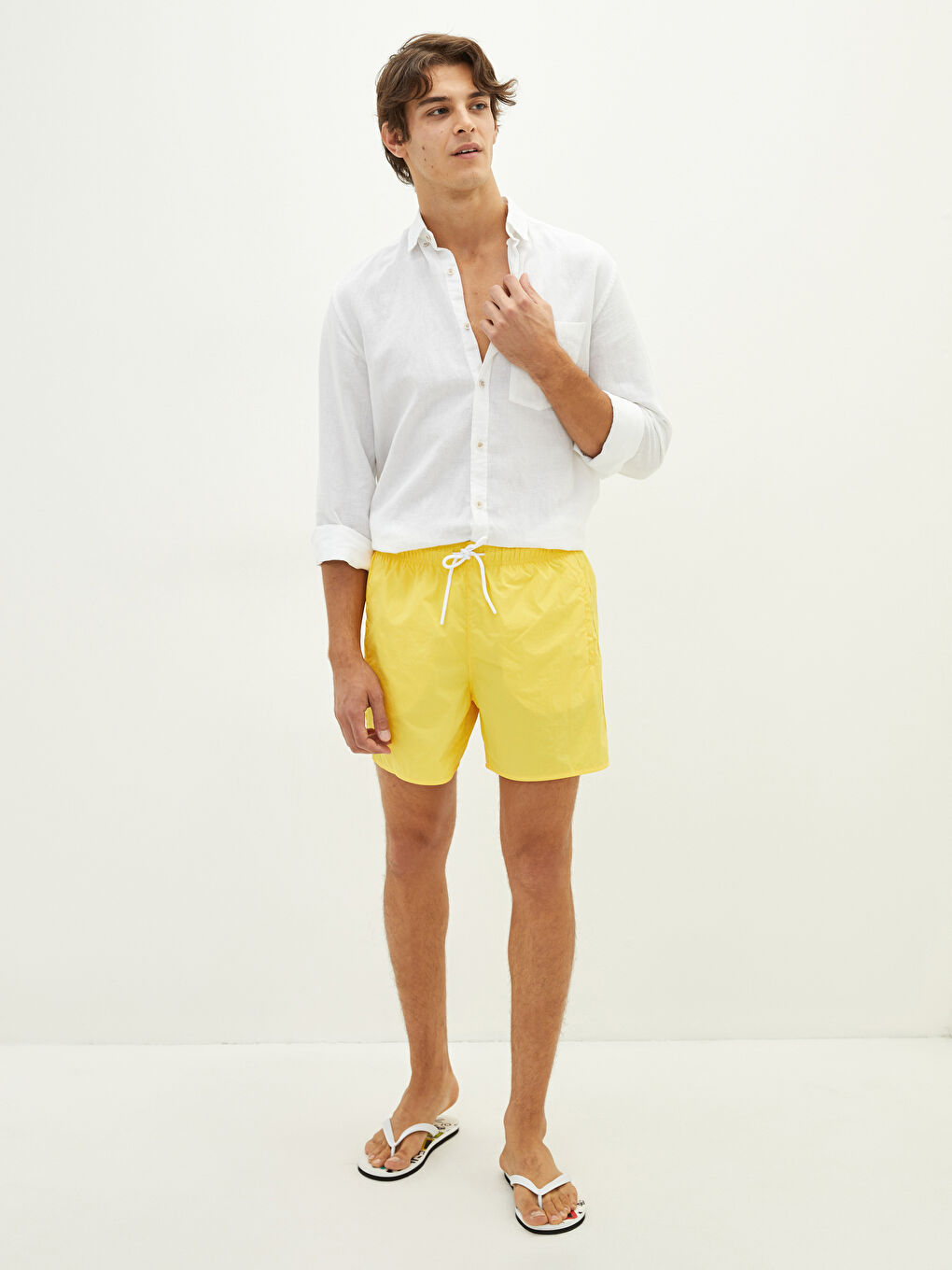 Sarı Kısa Boy Basic Erkek Deniz Şortu-3