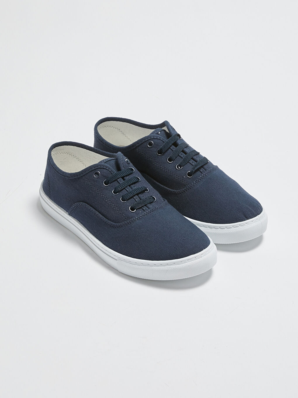 Lace-Up Men's Casual Shoes