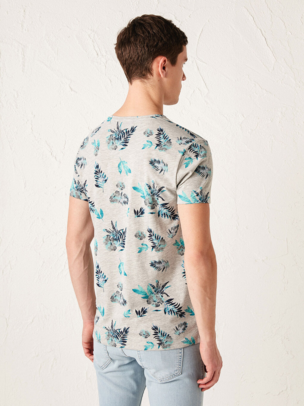 Gri Bisiklet Yaka Baskılı Penye Tişört-1