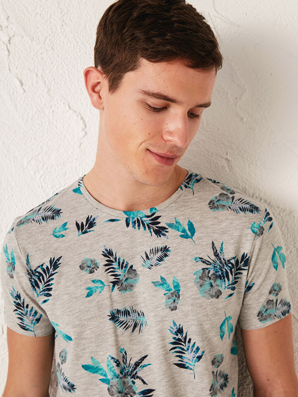 Gri Bisiklet Yaka Baskılı Penye Tişört-2