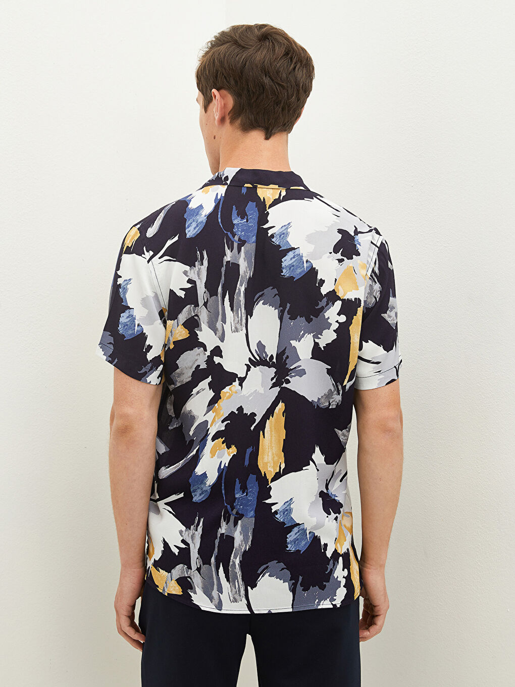 Lacivert Slim Fit Resort Yaka Kısa Kollu Desenli Viskon Erkek Gömlek-4