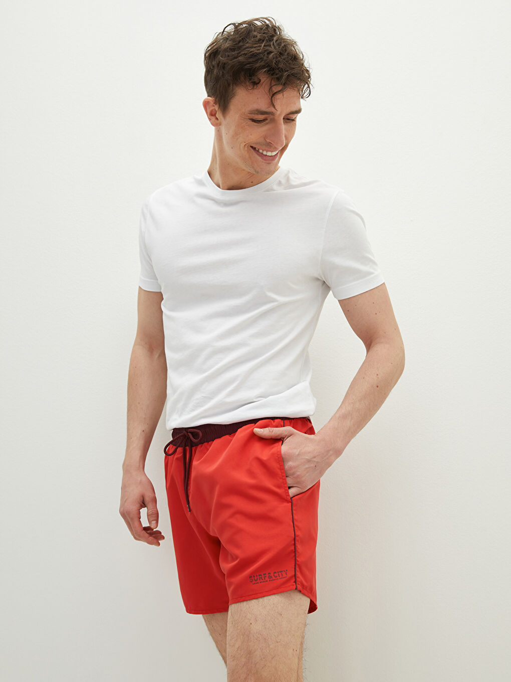 شورت سباحة مطبوع للرجال