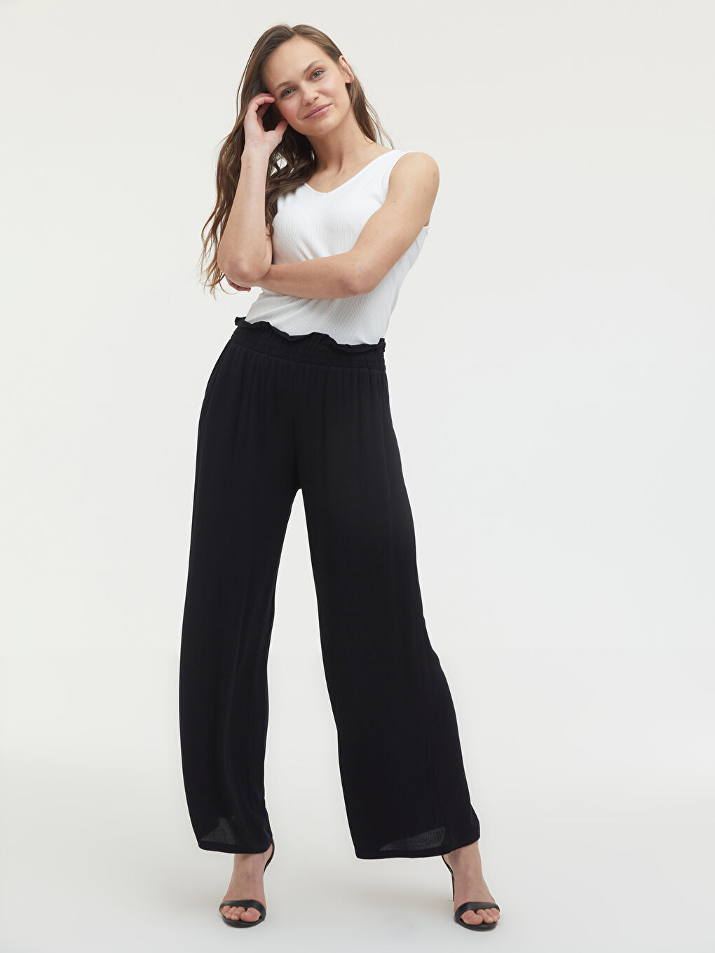 Siyah Beli Lastikli Bol Paça Pantolon-3