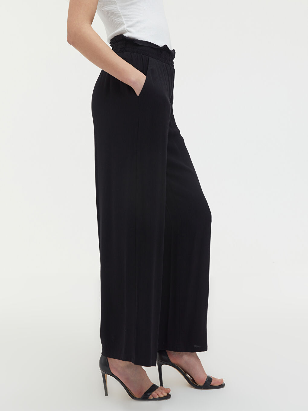 Siyah Beli Lastikli Bol Paça Pantolon-1