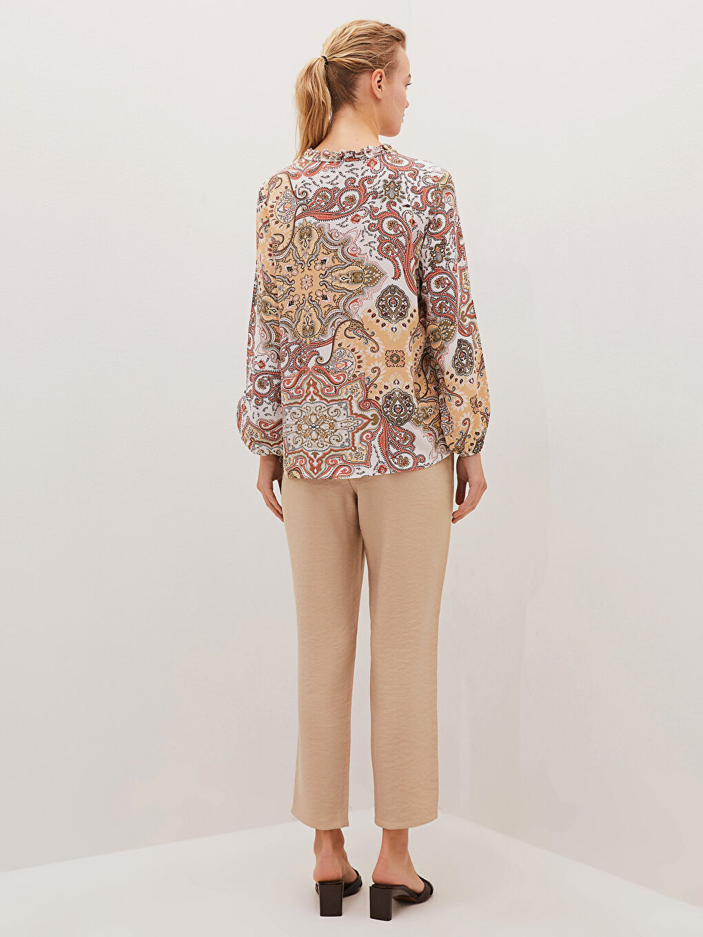 Bej Beli Lastikli Pantolon-1