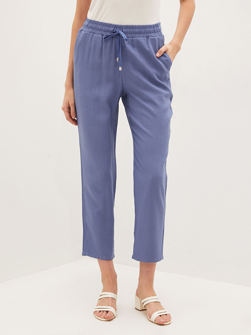 LCWAIKIKI Basic Pantalone za Žene sa Elastičnim Strukem i Džepovima -S18558Z8-H7T