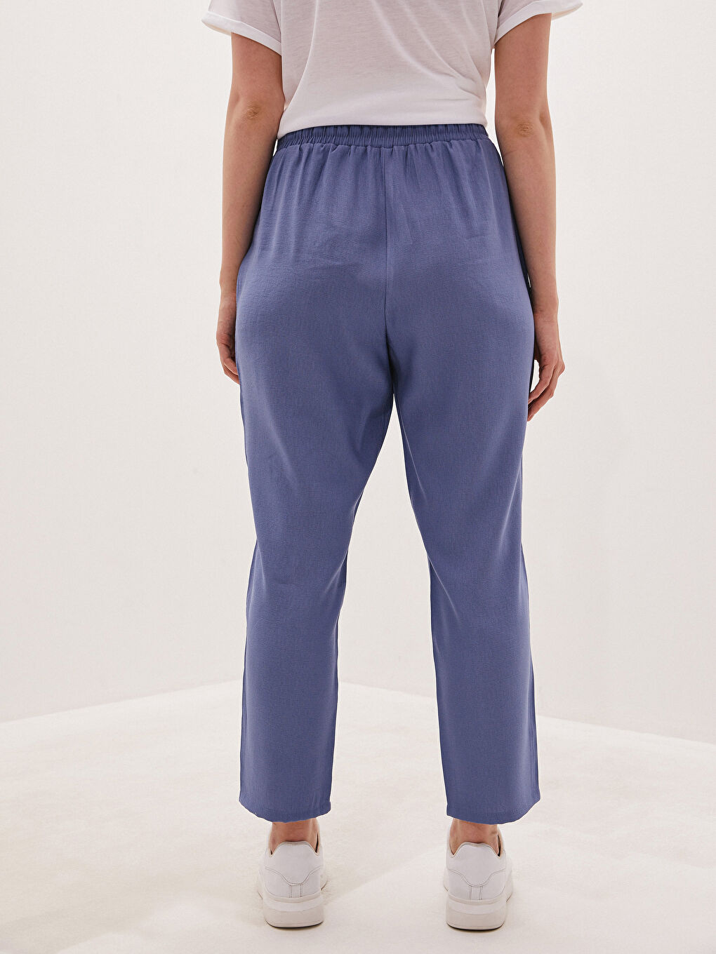 LCWAIKIKI Basic Pantalone za Žene sa Elastičnim Strukem i Džepovima -S18558Z8-H7T