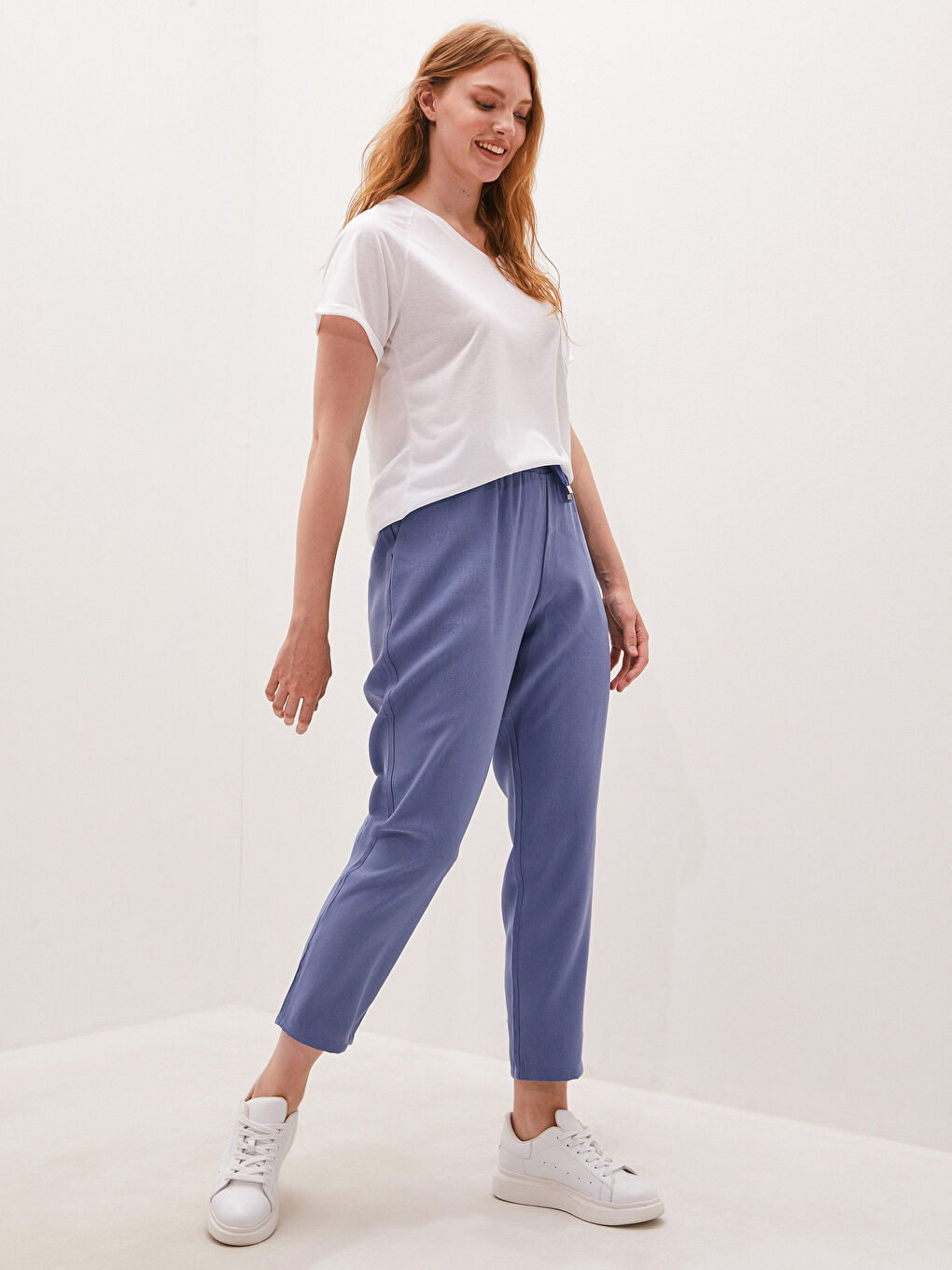 LCWAIKIKI Basic Pantalone za Žene sa Elastičnim Strukem i Džepovima -S18558Z8-H7T