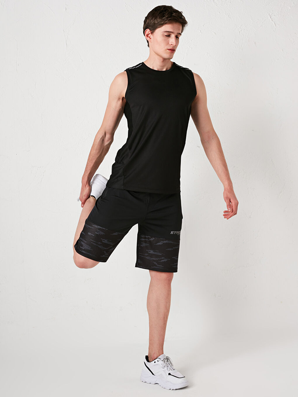 Crew Neck Men's Sleeveless T-Shirt-2