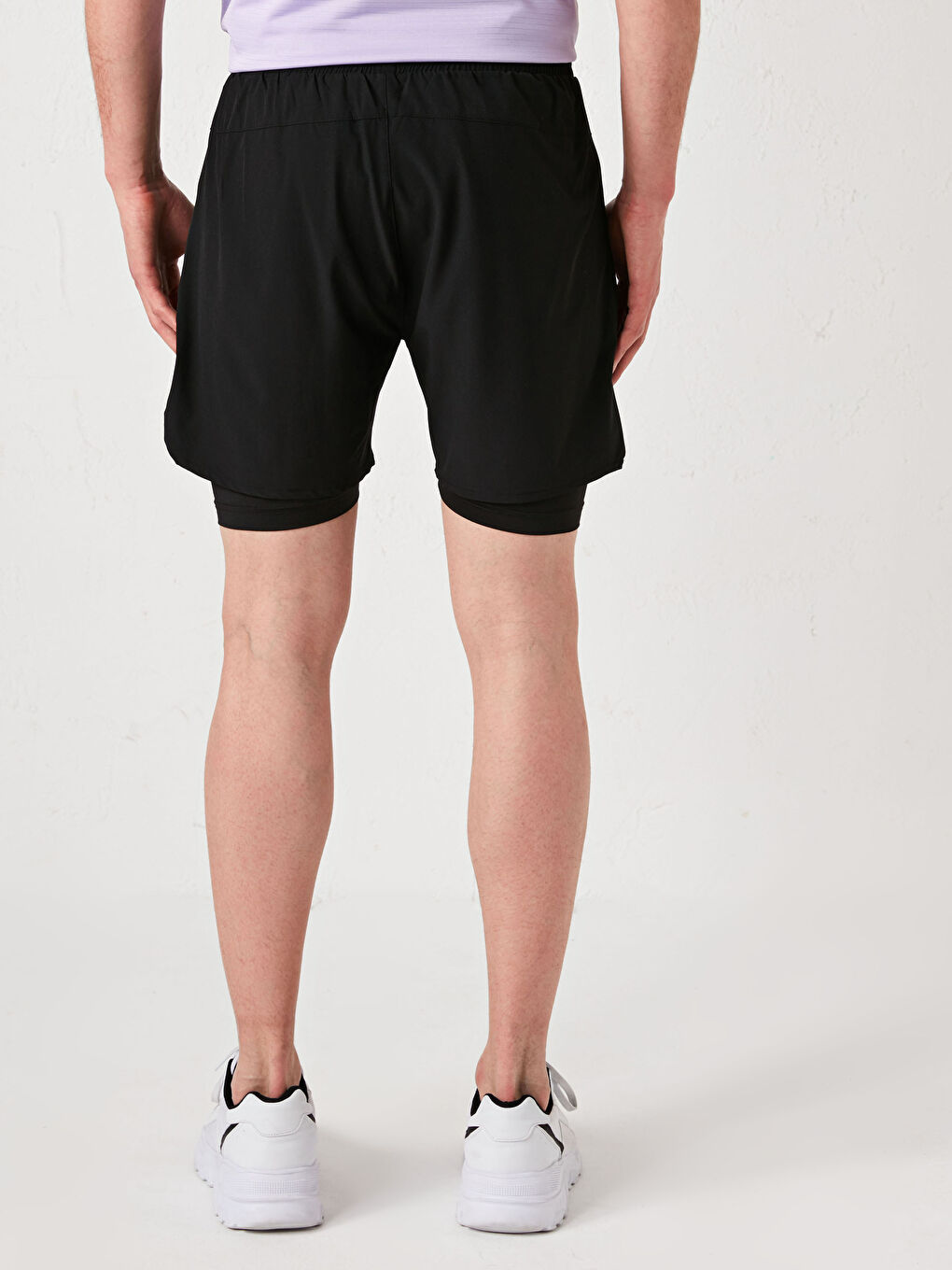 Siyah Standart Kalıp Aktif Spor Erkek Taytlı Kısa Şort-2