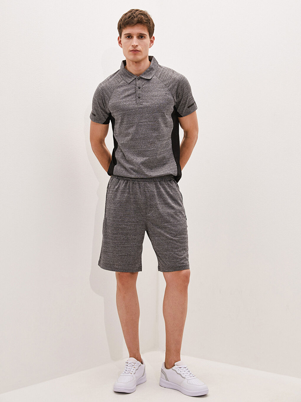 Gri Standart Kalıp Aktif Spor Erkek Şort