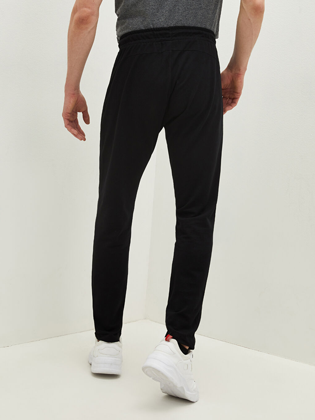 بنطلون رياضي اكتيف بقصة عادية من نسيج البيكيه-4