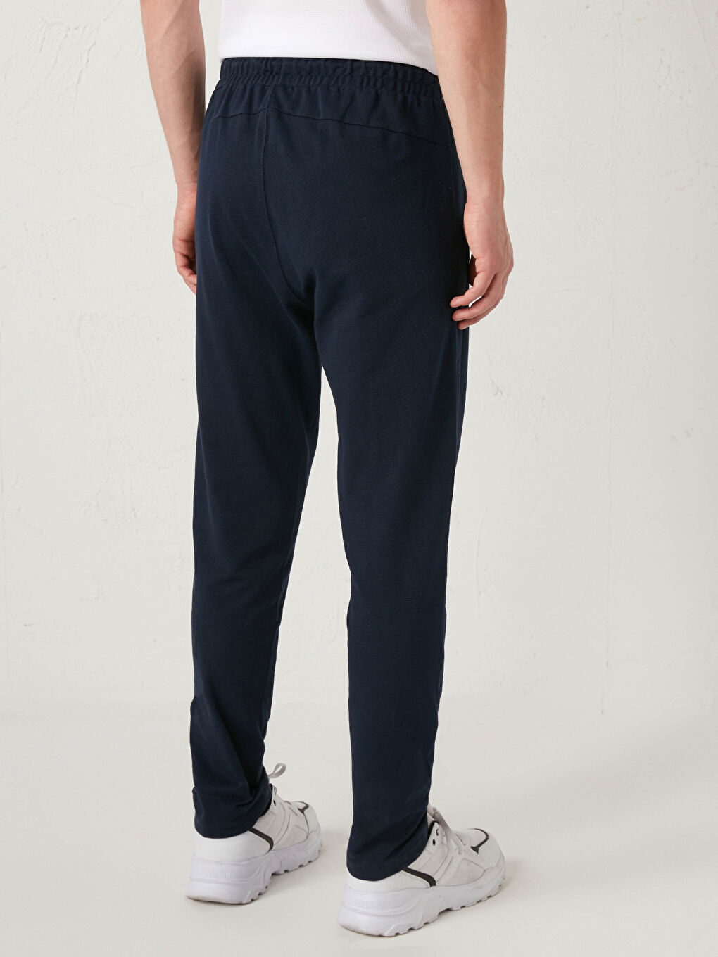 بنطلون رياضي اكتيف بقصة عادية من نسيج البيكيه-4