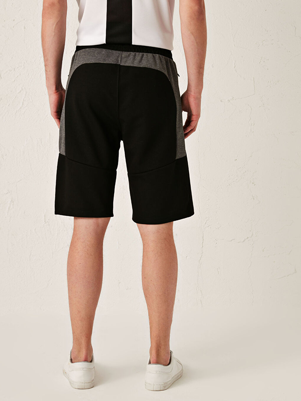 شورت رياضي عادي للرجال-3
