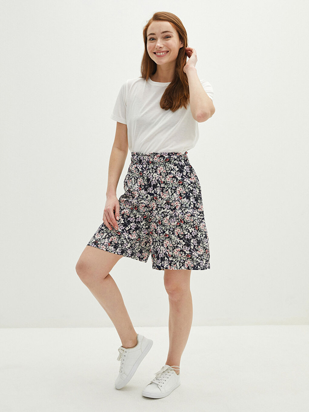 Elastic Waist Patterned Pocket Detailed Viscose Women's Shorts-2