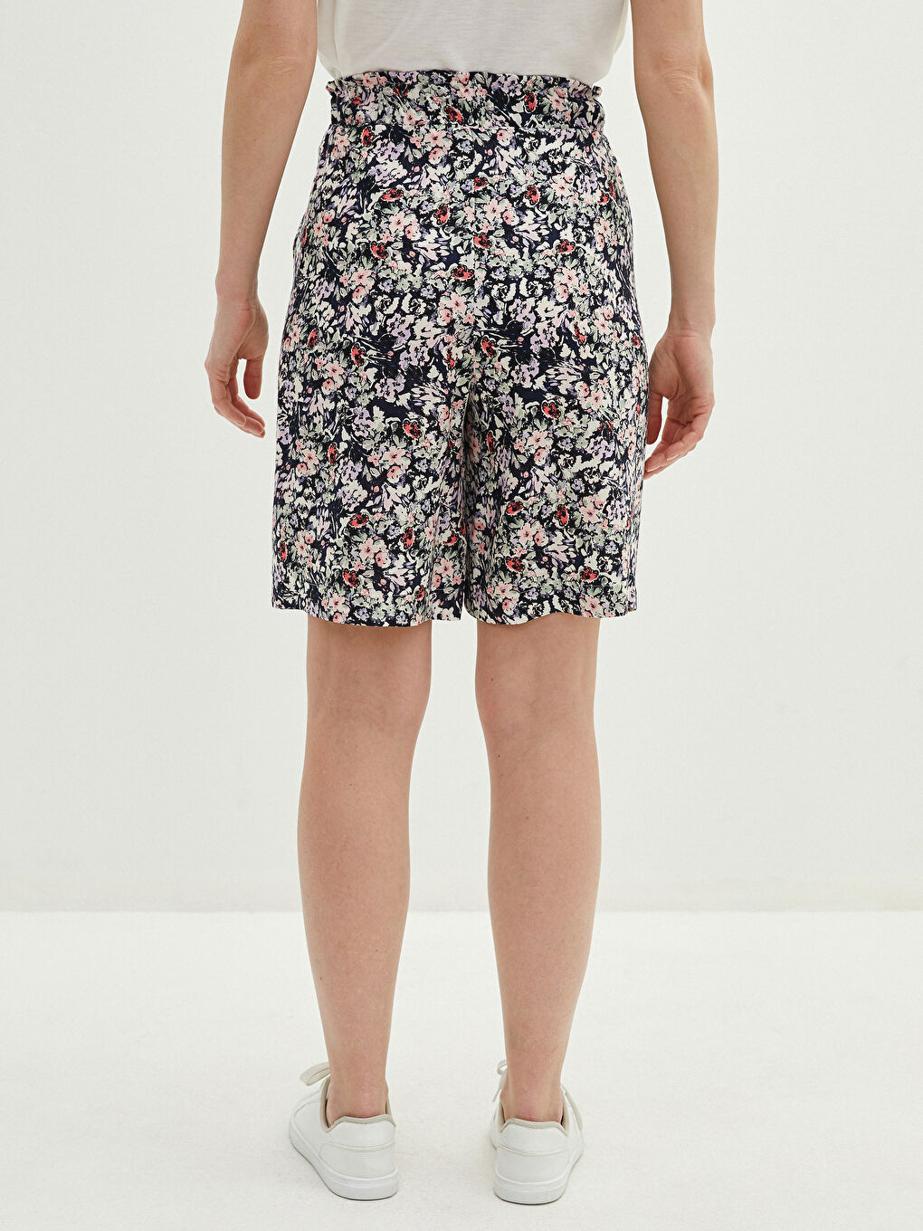 Elastic Waist Patterned Pocket Detailed Viscose Women's Shorts-4