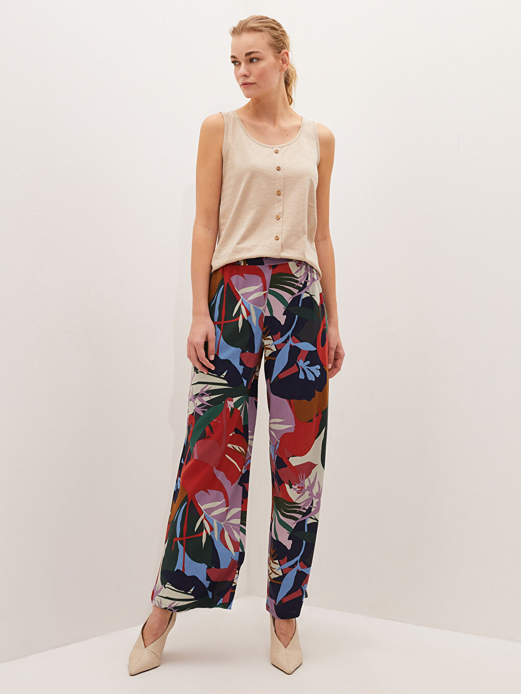 Elastic Waist Printed Viscose Women Trousers-4