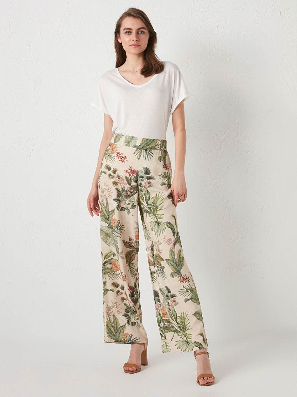 Elastic Waist Printed Viscose Women Trousers