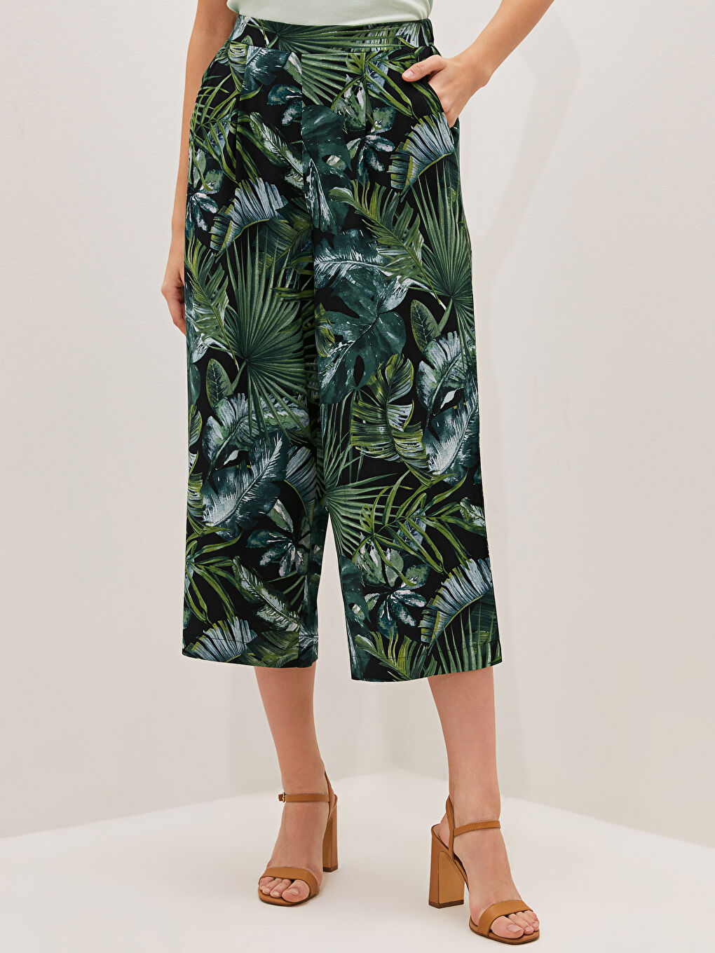 Pantalon Capri Femme En Tissu Belmando Imprimé Avec Taille Élastique Et Poches-2