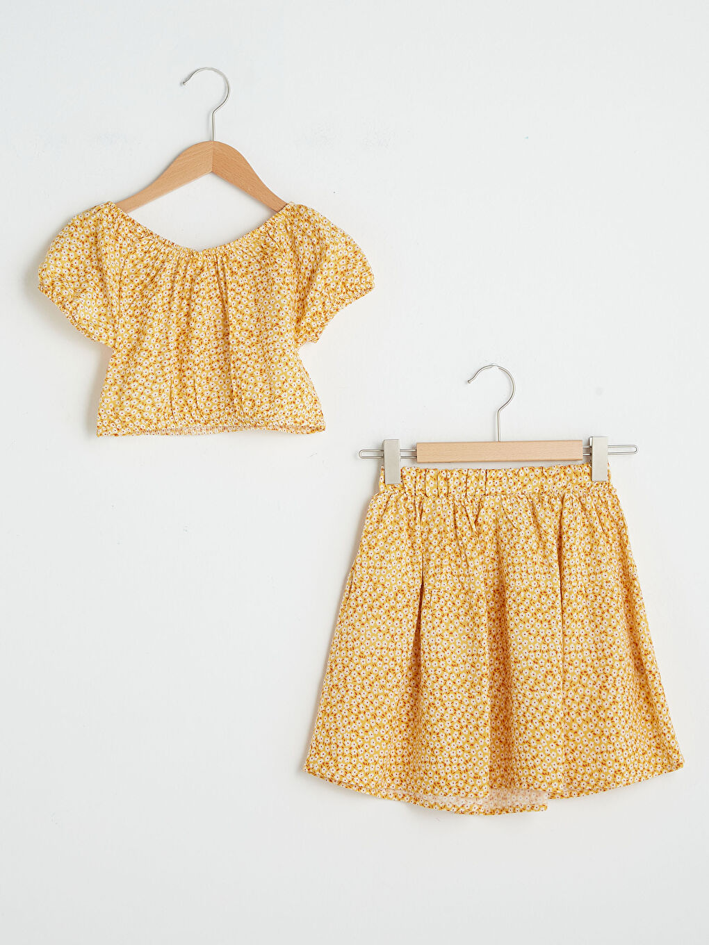 Sarı Kayık Yaka Kısa Kollu Baskılı Kız Bebek Bluz ve Etek 2'li Takım-3
